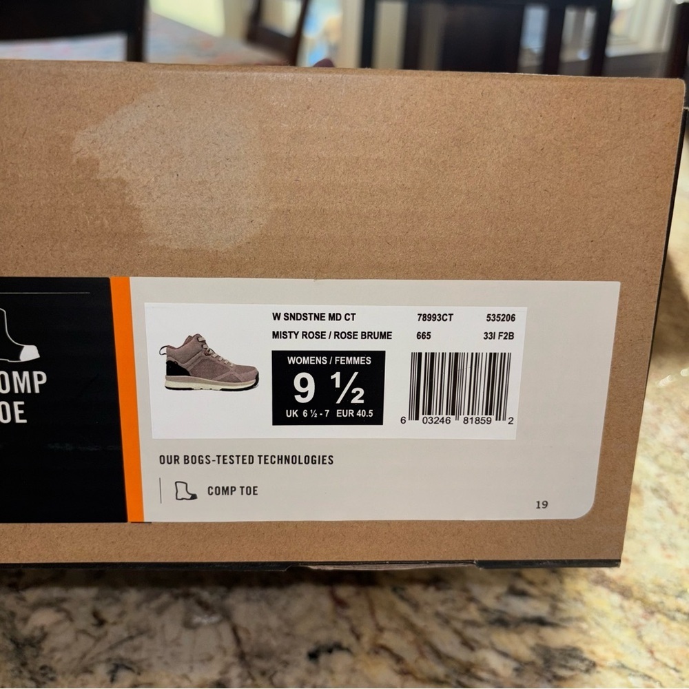 BOGS Composite Toe Shoes NEW - Picture 9 of 11